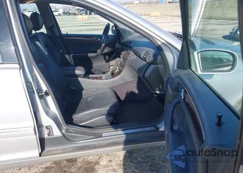 2001 Mercedes-Benz C 320 from USA, damaged, VIN WDBRF64J51F119218